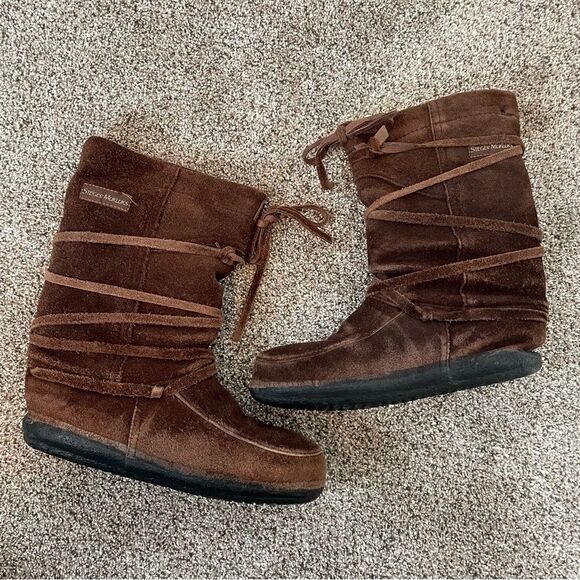 Steger Mukluks moosehide winter boots ladies Size 7 - Picture 1 of 9
